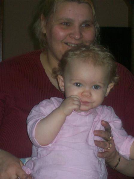 maman Evelyne et moi Celine a mon premier anniversaire
